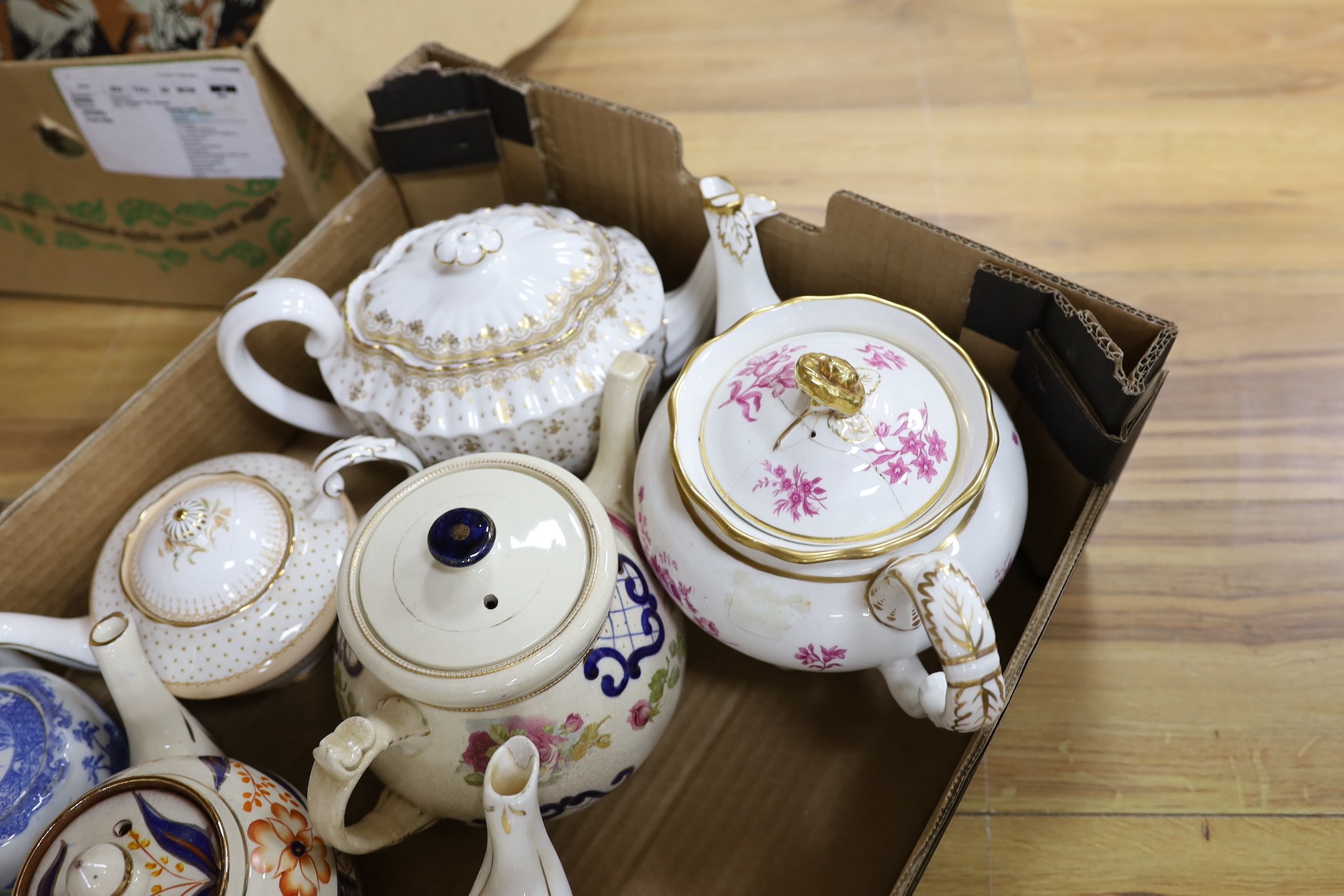 A collection of late 19th century and 20th century decorative teapots (9)